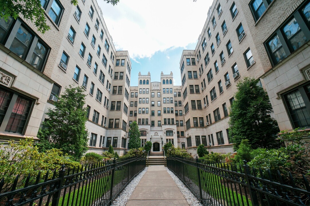 The Wendover Community in Pittsburgh, PA - Building Photo