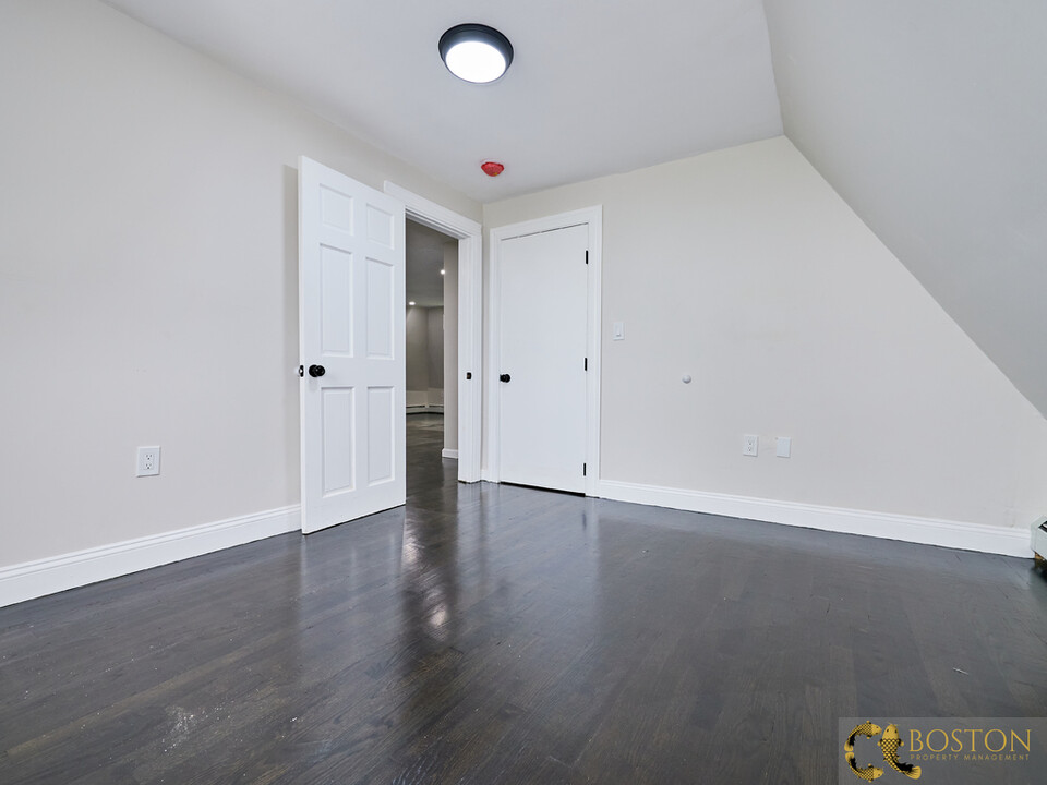10 Percival St, Unit 2 in Boston, MA - Building Photo