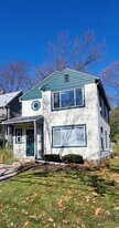 606 W Summit St in Ann Arbor, MI - Building Photo