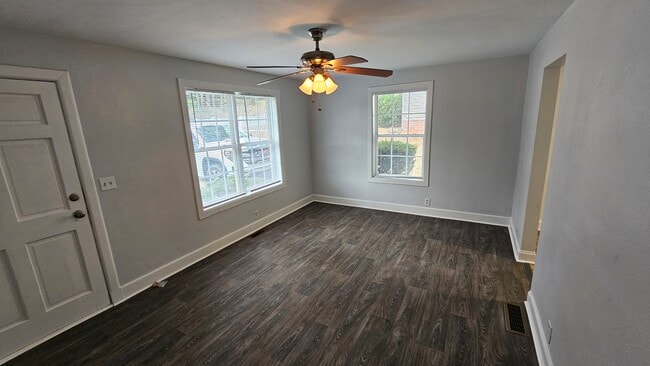 162 Enota Ave NW, Unit Hill Top #D in Gainesville, GA - Building Photo - Building Photo