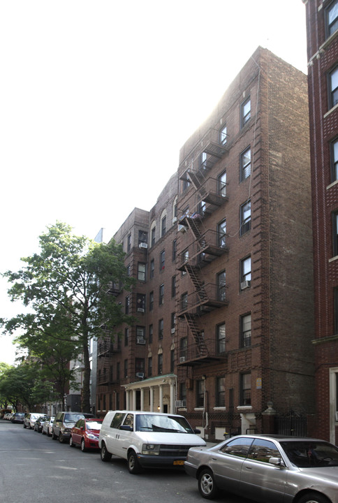 20 Crooke Ave in Brooklyn, NY - Foto de edificio