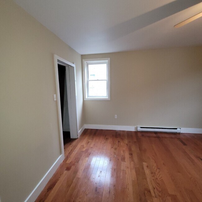 53 Parsonage St, Unit 3