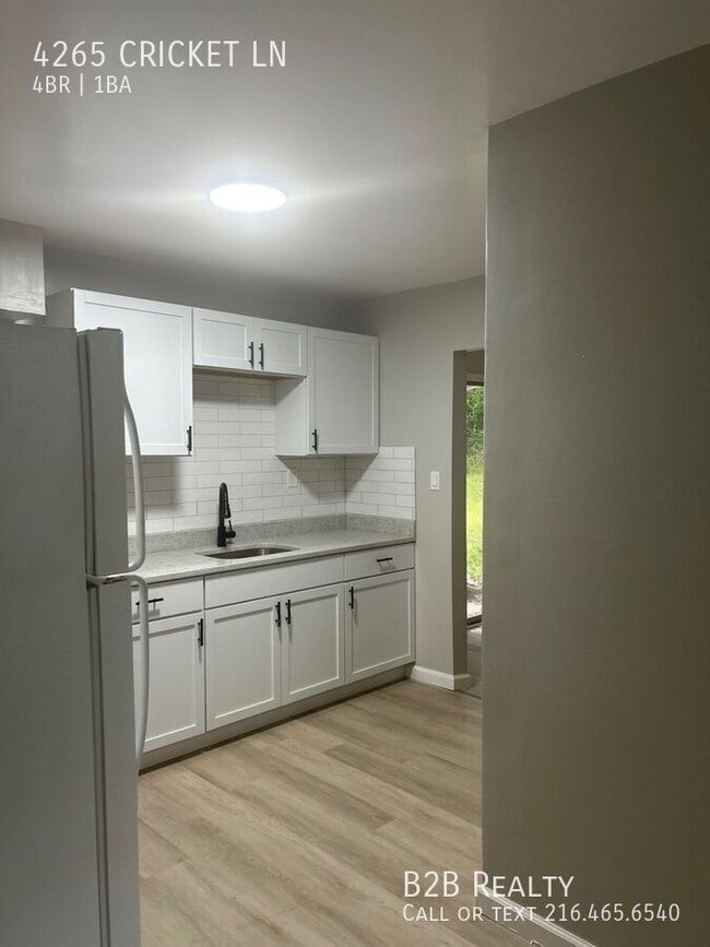 4265 Cricket Ln in Warrensville Heights, OH - Building Photo - Building Photo