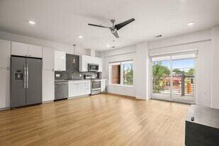 4361 S Congress Ave in Austin, TX - Building Photo