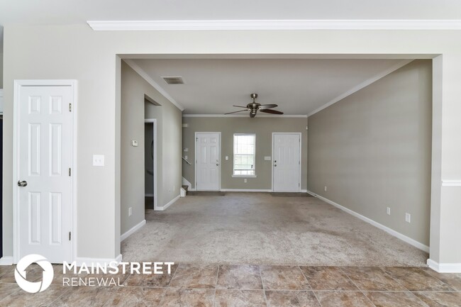 4746 Autumn Rose Trail in Oakwood, GA - Building Photo - Building Photo