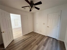 6577 E Escatawpa Bay Ct in Las Vegas, NV - Building Photo