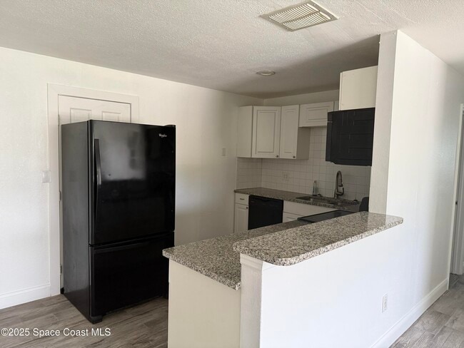 2806 Tropic Rd in Melbourne, FL - Building Photo - Building Photo