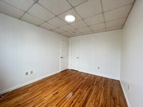 183 W 48th St in Bayonne, NJ - Building Photo - Building Photo