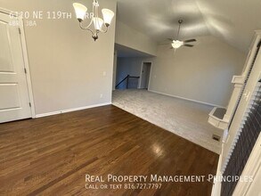 6110 NE 119th Terrace in Kansas City, MO - Building Photo - Building Photo