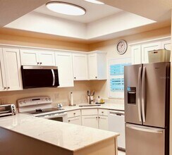 8369 Wingate Dr in Sarasota, FL - Building Photo - Building Photo