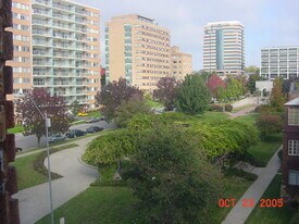 807 W 48th St, Unit # 401 in Kansas City, MO - Building Photo