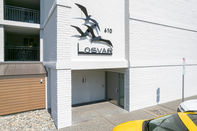 Losvar in Mukilteo, WA - Building Photo - Building Photo