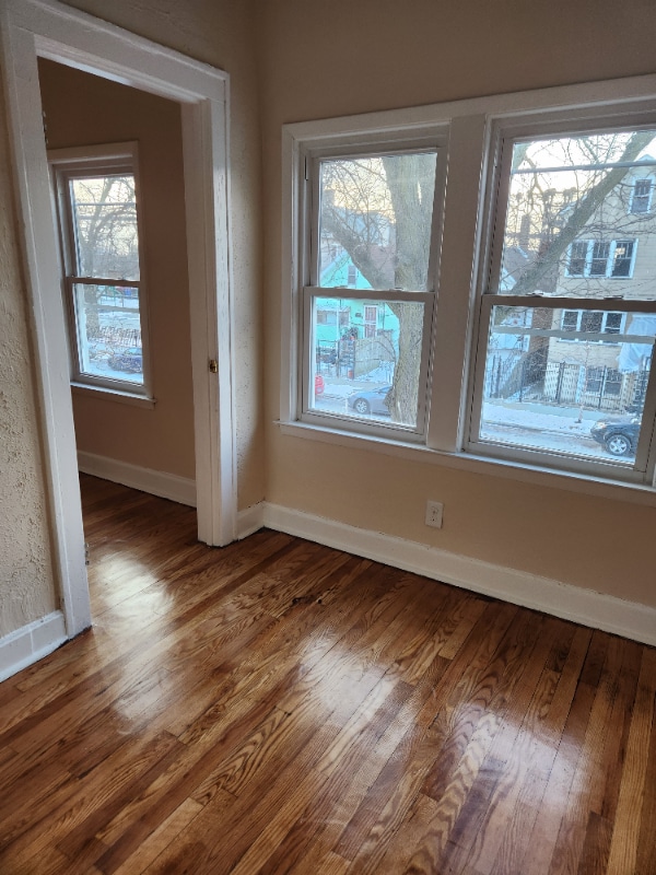 9631 S Ave M, Unit 2 in Chicago, IL - Building Photo - Building Photo