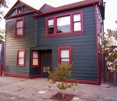 913 Camelia St in Berkeley, CA - Building Photo