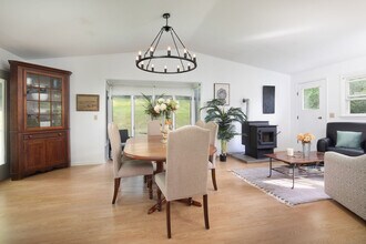 37 Greene Ave in Canaan, CT - Building Photo - Building Photo