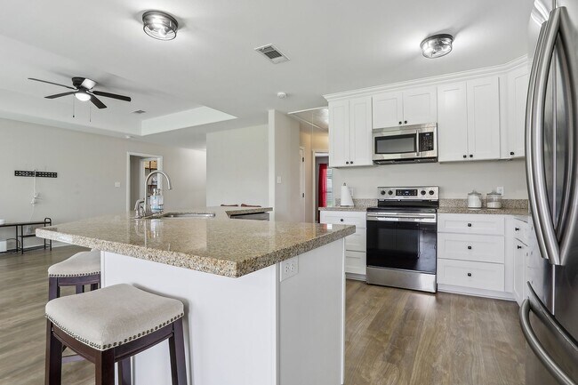 659 Douglas Andrew Ave in Gonzales, LA - Building Photo - Building Photo