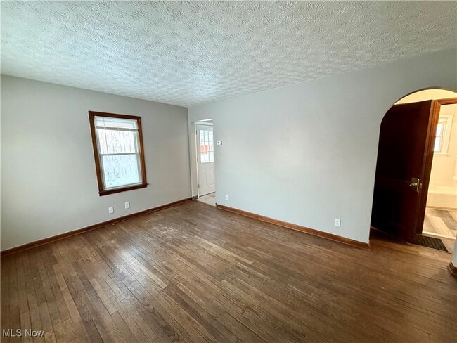 912 E Archwood Ave in Akron, OH - Building Photo - Building Photo