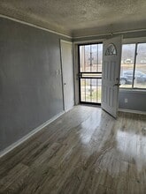 19350 Gilchrist St in Detroit, MI - Building Photo - Building Photo