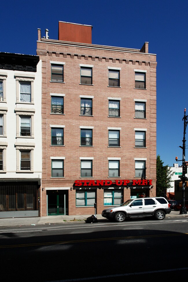 306 5th Ave in Brooklyn, NY - Building Photo - Building Photo