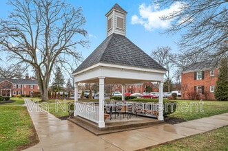 836 Thorn St in Sewickley, PA - Building Photo - Building Photo