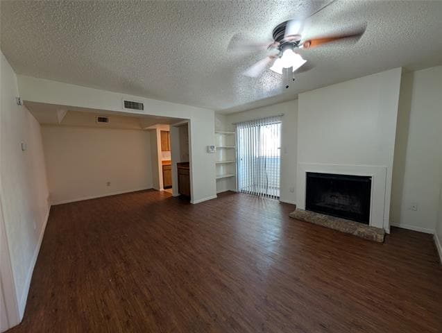 7431 Holly Hill Dr in Dallas, TX - Building Photo - Building Photo