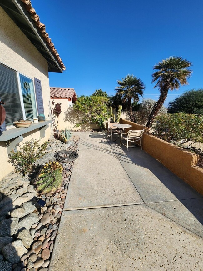 54035 Avenida Martinez in La Quinta, CA - Building Photo - Building Photo