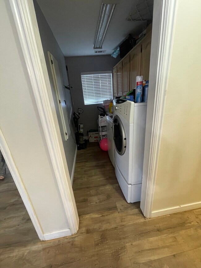 1040 N 2000 W in Saint George, UT - Building Photo - Building Photo