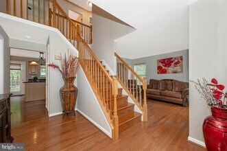 2017 William Franklin Dr in Frederick, MD - Foto de edificio - Building Photo