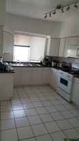 Emerson Apartments in Evanston, IL - Building Photo