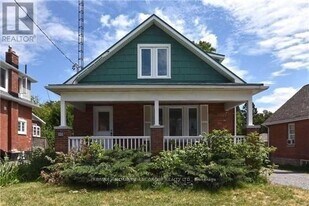 93 Park Rd S in Oshawa, ON - Building Photo