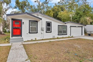 8949 8th Ave in Jacksonville, FL - Building Photo