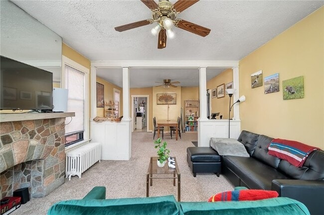 2311 Sherbrook St, Unit Apt 1 in Pittsburgh, PA - Foto de edificio - Building Photo