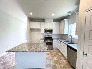3310 Aster Mdw Wy in Richmond, TX - Building Photo - Building Photo