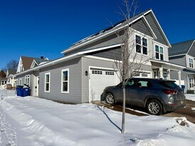 516-518 W Thomas St in Wausau, WI - Building Photo