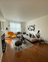 1645 International Dr, Unit 308 in Tysons, VA - Building Photo - Building Photo