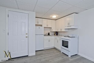 41-45 Broad St in Westfield, MA - Building Photo