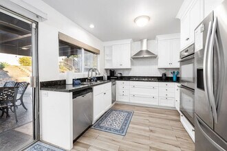 12779 Calma Ct in San Diego, CA - Building Photo - Building Photo