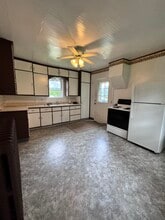 180 Martin St, Unit House - 1st floor in Sharon, WI - Building Photo - Building Photo