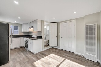 1425 Coolidge Ave in National City, CA - Building Photo - Interior Photo