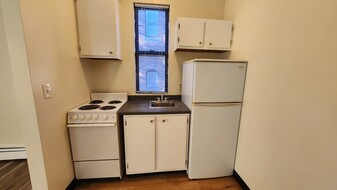 23 S Huntington Ave, Unit 5 Apartments