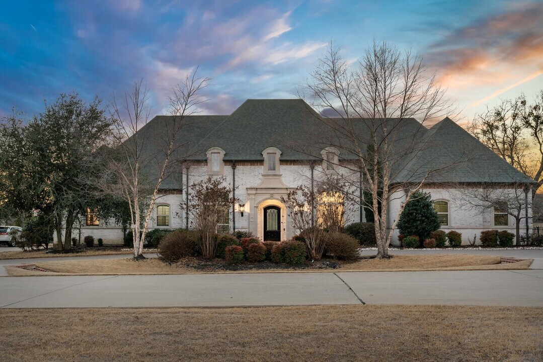 931 Woodview Dr in Prosper, TX - Building Photo