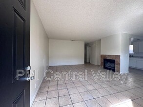 7921 Montgomery Ave in Stockton, CA - Building Photo - Building Photo