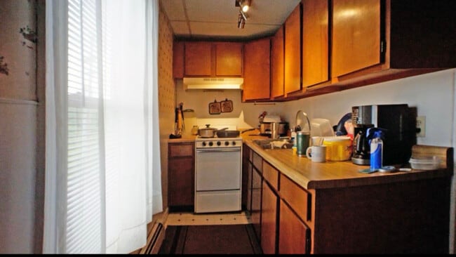 399 Center St in Bangor, ME - Building Photo - Building Photo
