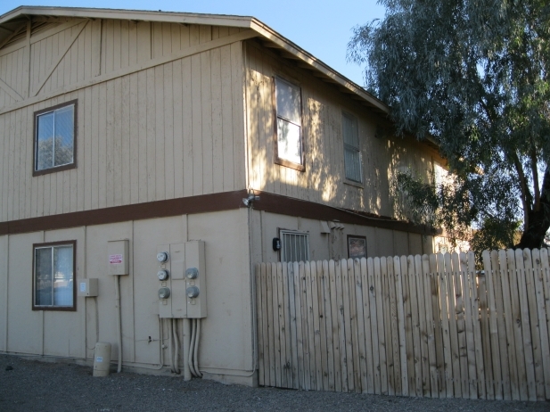 6617 W Ocotillo Rd in Glendale, AZ - Foto de edificio - Building Photo