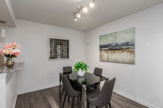 Sonoma Woods Apartments – New Ownership & ... in Newport News, VA - Building Photo - Interior Photo