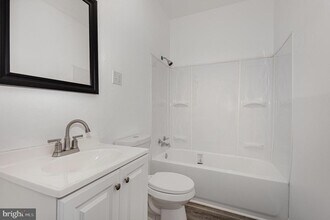 1621 Berryhill St in Harrisburg, PA - Building Photo - Building Photo