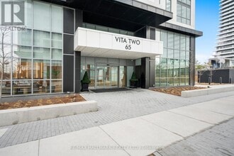 65 Annie Craig Dr in Toronto, ON - Building Photo - Building Photo