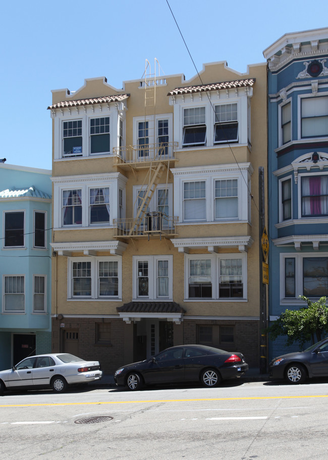 165 Duboce Ave in San Francisco, CA - Foto de edificio - Building Photo