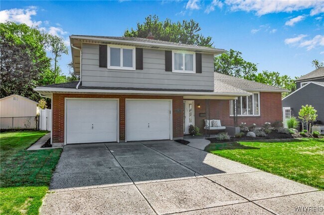 55 Brooklane Dr in Buffalo, NY - Building Photo - Building Photo