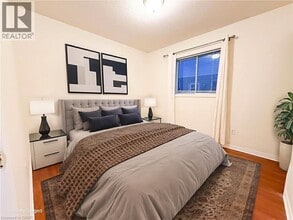 226 Scott Rd in Cambridge, ON - Building Photo - Building Photo